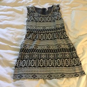 Cute LBD, stretchy with a great pattern!